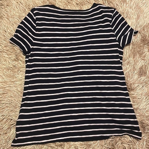 TALBOTS‎ Black & White Striped Short Sleeve Flower Shirt Medium - Picture 8 of 8